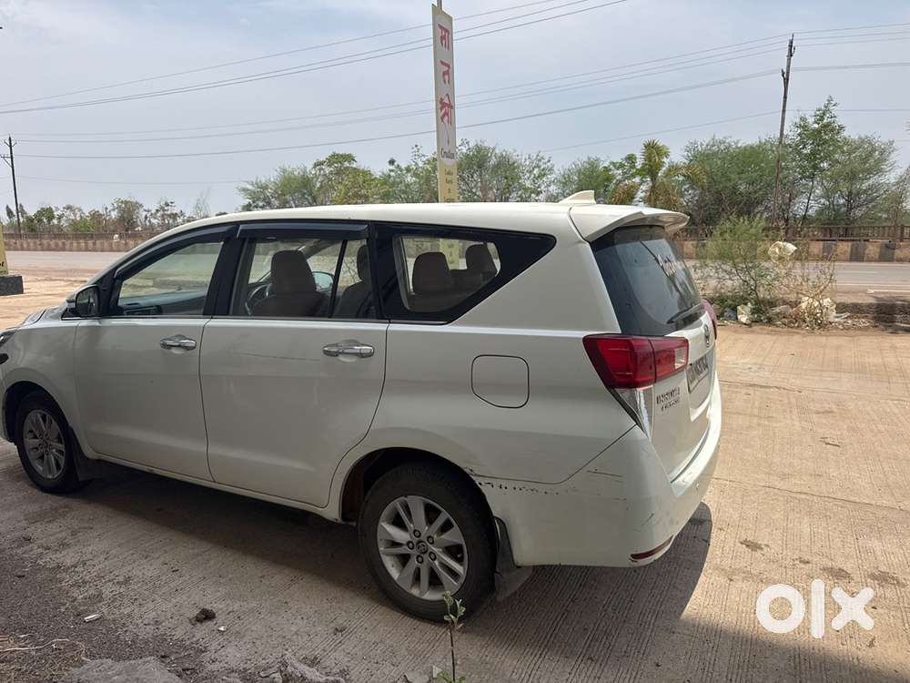 Toyota Innova Crysta 2017 Diesel Manual Year Pearl White
