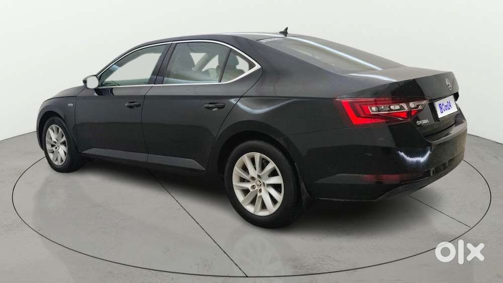 Skoda Superb Lk 1.8 Tsi At, 2016, Petrol