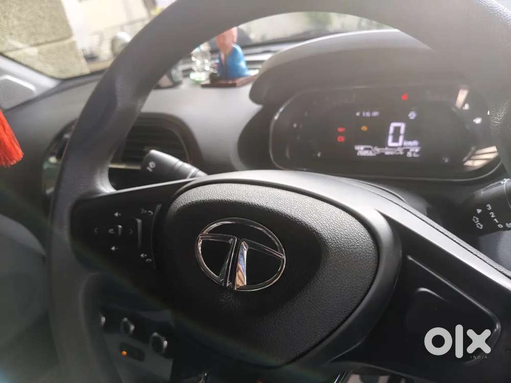 Tata Tiago Revotron Xt 2023