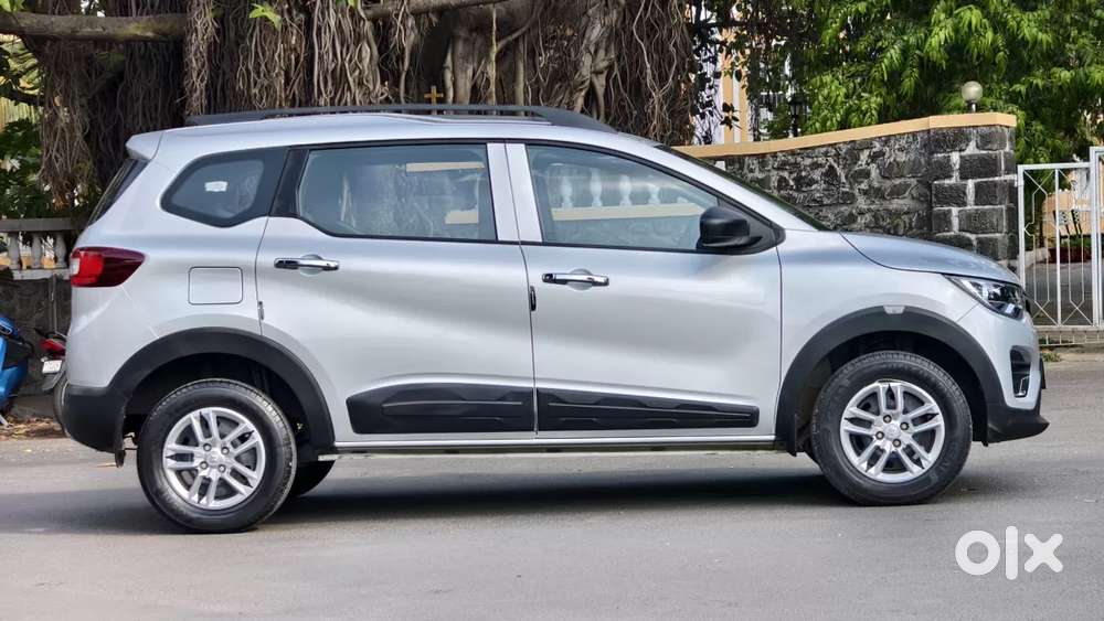 Renault Triber 1.0 Rxe, 2023, Petrol
