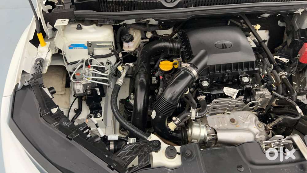 Tata Nexon Pure (s) 1.2 Petrol 6amt, 2024, Petrol