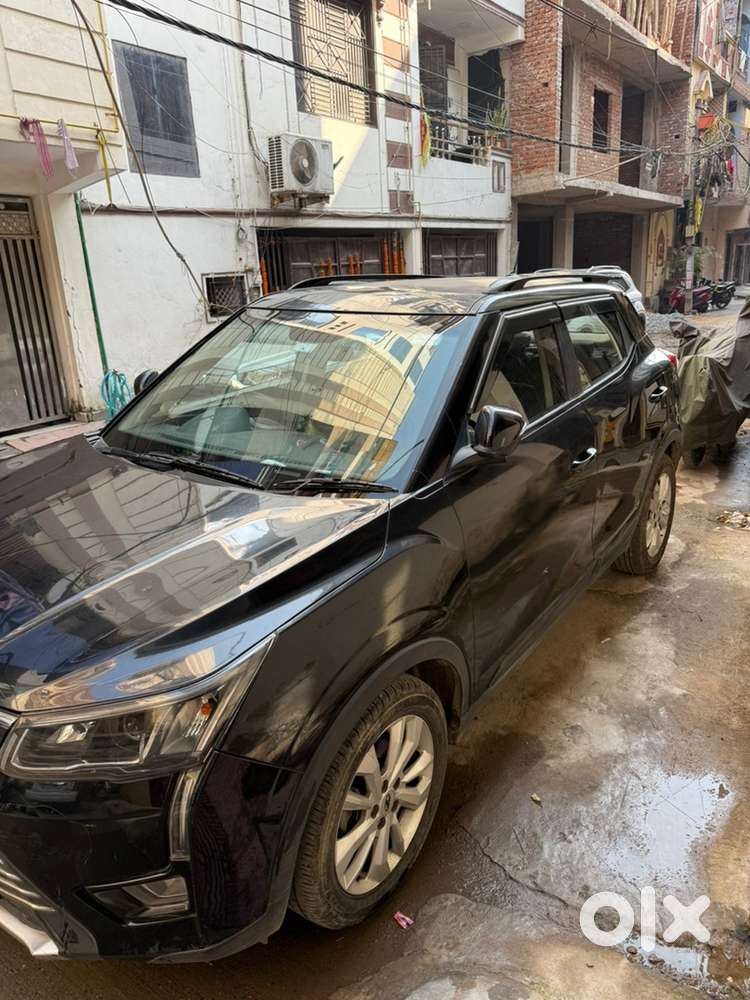 Mahindra Xuv300 2021 Petrol Well Maintained