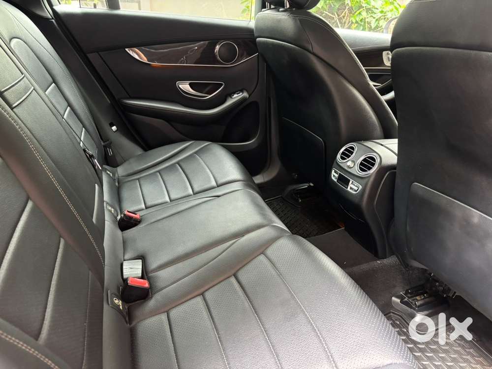 Mercedes Benz Glc-220d 4matic Diesel 2017 Avant-garde Single Owner