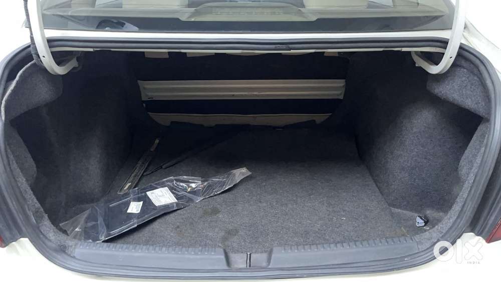 Skoda Rapid 2011-2013 Ultima 1.6 Tdi Elegance, 2014, Diesel