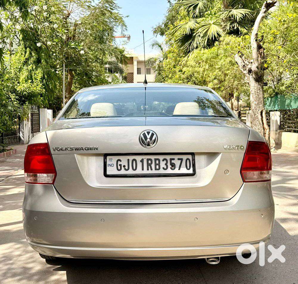 Volkswagen Vento 1.5 Highline Connect Edition, 2013, Petrol