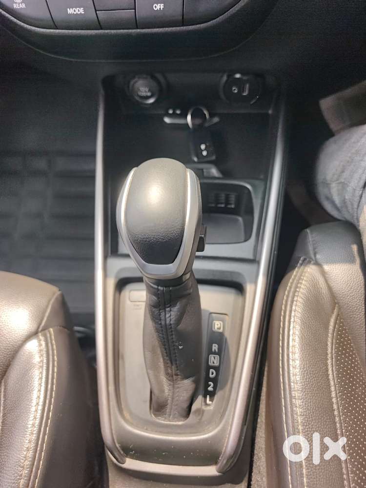 Maruti Suzuki Xl6 1.5 Alpha At, 2021, Petrol