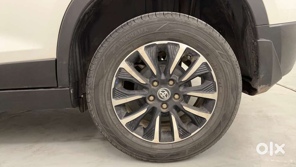 Toyota Urban Cruiser Cruiser Premium, 2022, Petrol
