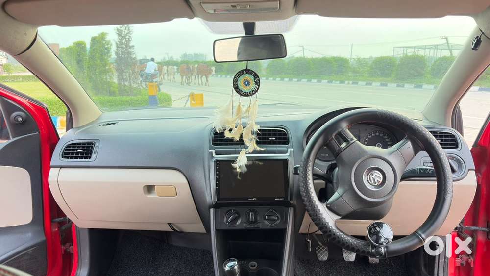 Volkswagen Polo Petrol 2012 Model
