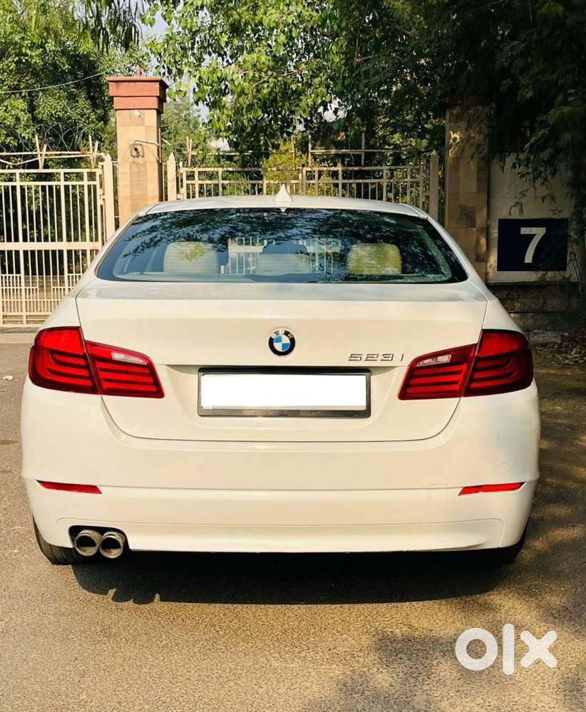 Bmw 5 Series 2.0 520i Luxury Line, 2016, Petrol