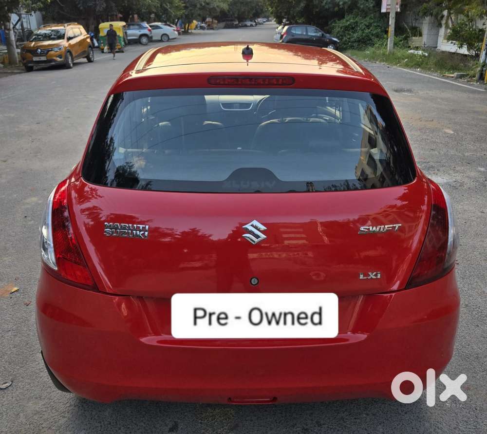 Maruti Suzuki Swift Lxi, 2015, Petrol