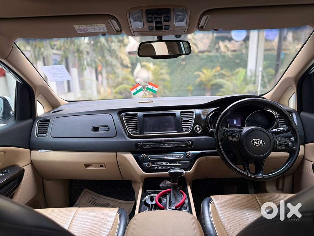 Kia Carnival Limousine 2021