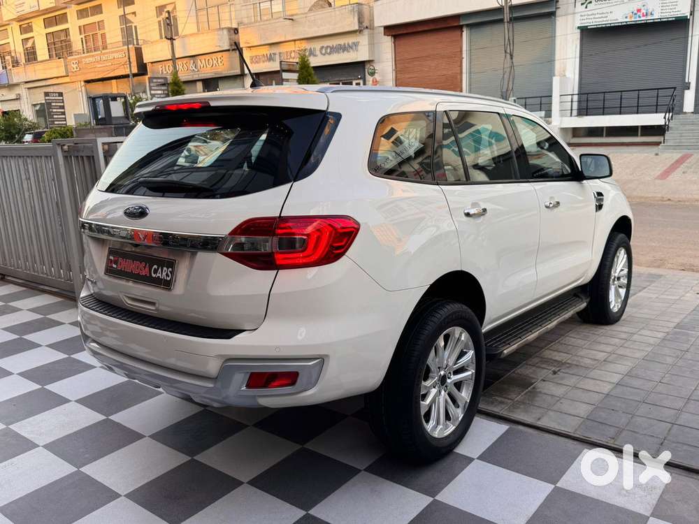 Ford Endeavour 2.2 Titanium At 4x2, 2018, Diesel
