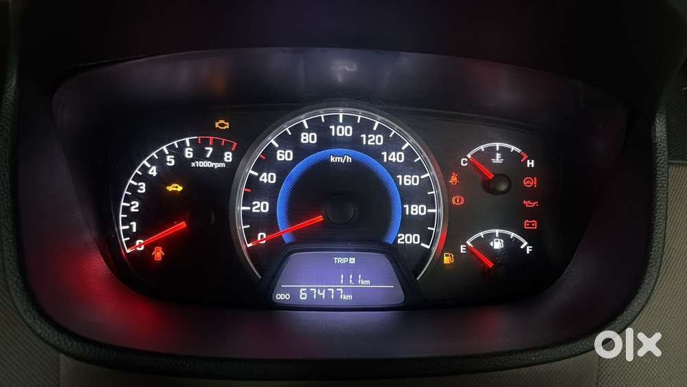 Hyundai Grand I10 2013-2016 Sportz, 2015, Petrol