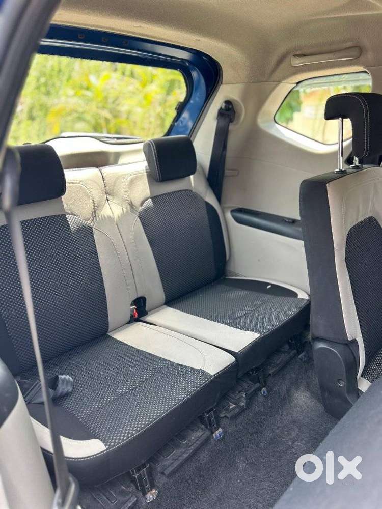 Renault Triber Rxz, 2019, Petrol