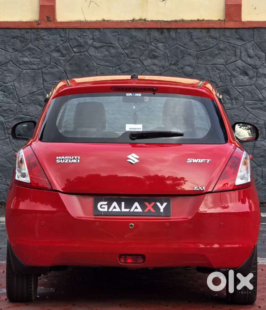 Maruti Suzuki Swift Vvt Zxi, 2017, Petrol