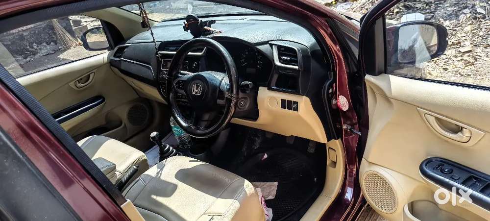 Honda Amaze 2017 Petrol Well Maintained