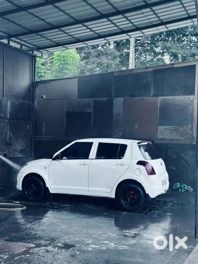 Maruti Suzuki Swift 2009 Petrol Well Maintained