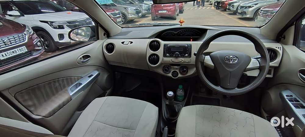 Toyota Etios, 2015, Petrol
