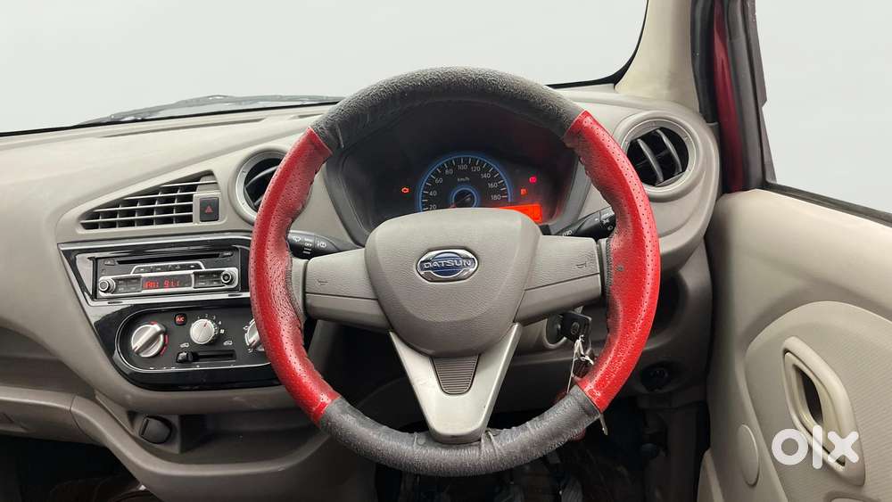 Datsun Redigo T Option, 2016, Petrol