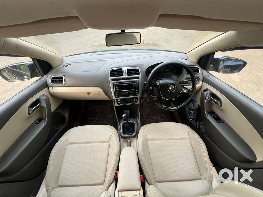 Volkswagen Vento 2010-2013 Petrol Highline, 2015, Petrol