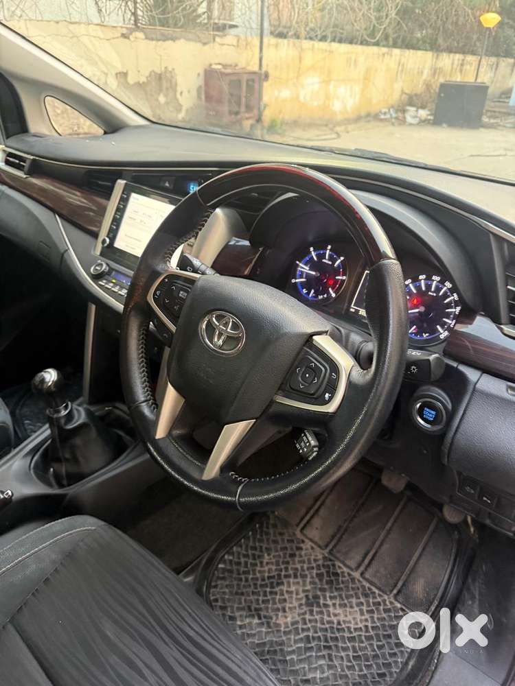 Toyota Innova Crysta 2.4 V 8 Str, 2021, Diesel