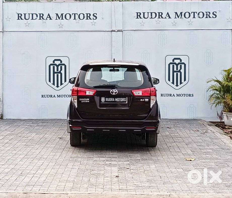 Toyota Innova Crysta 2.4 G Mt 7 Str, 2020, Diesel