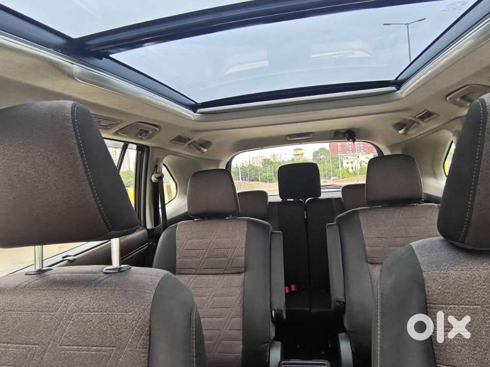 Toyota Innova Hycross 2.0 Vx Hybrid 7 Str, 2025, Cng & Hybrids