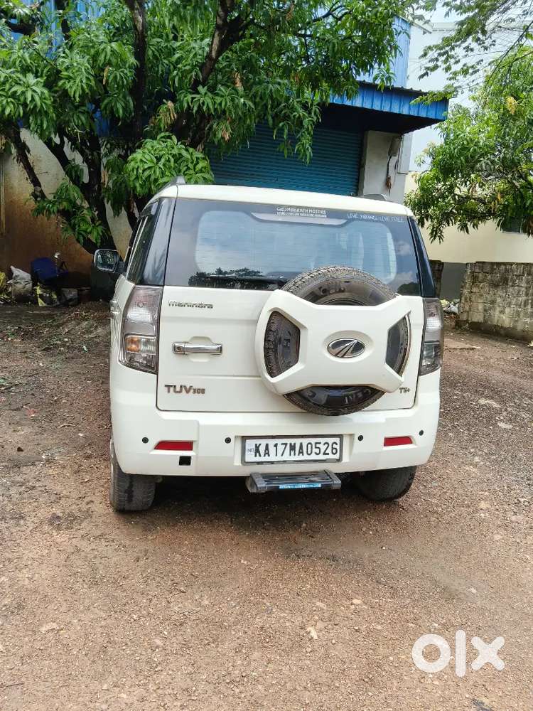 Mahindra Tuv 300 2021 Diesel 100000 Km Driven
