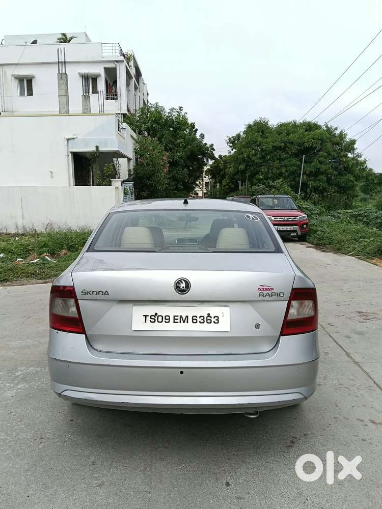 Skoda Rapid [ ] 1.5 Style Plus Tdi At, 2016, Diesel