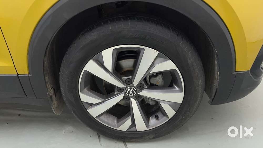 Volkswagen Taigun Topline 1.0 Tsi At (electric Seats), 2021, Petrol
