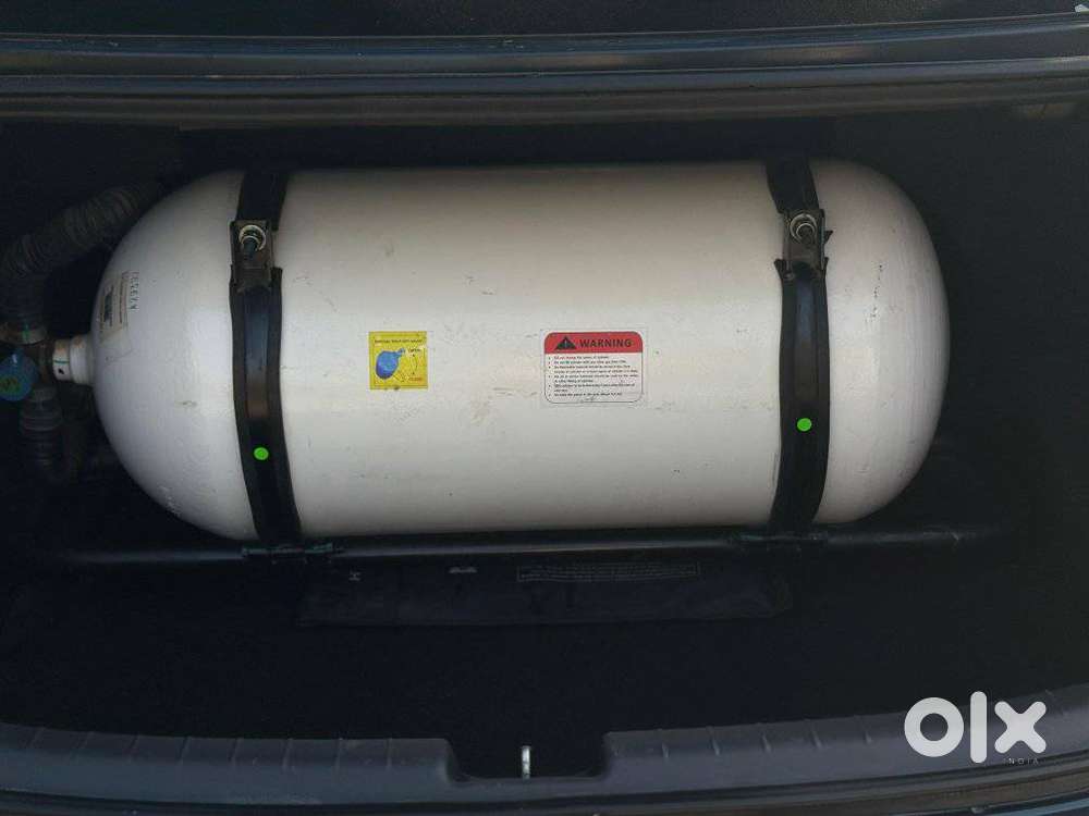 Hyundai Aura 1.2 Sx Cng, 2023, Cng & Hybrids