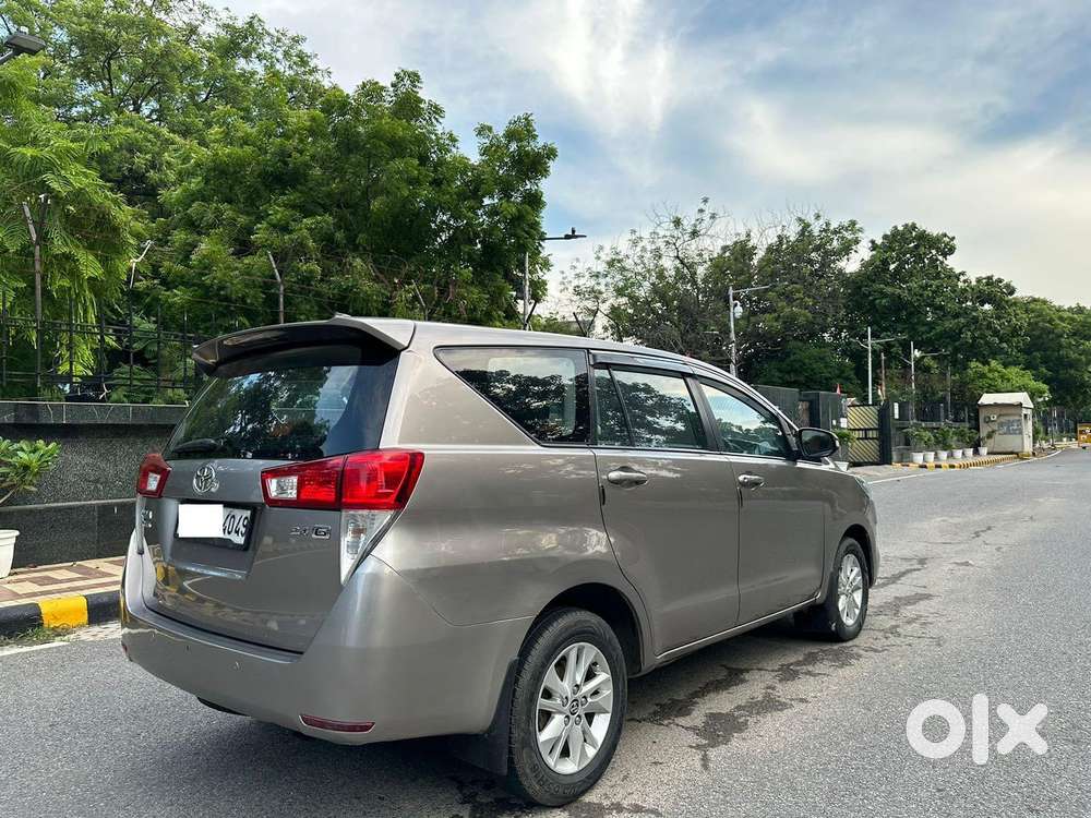 Toyota Innova Crysta