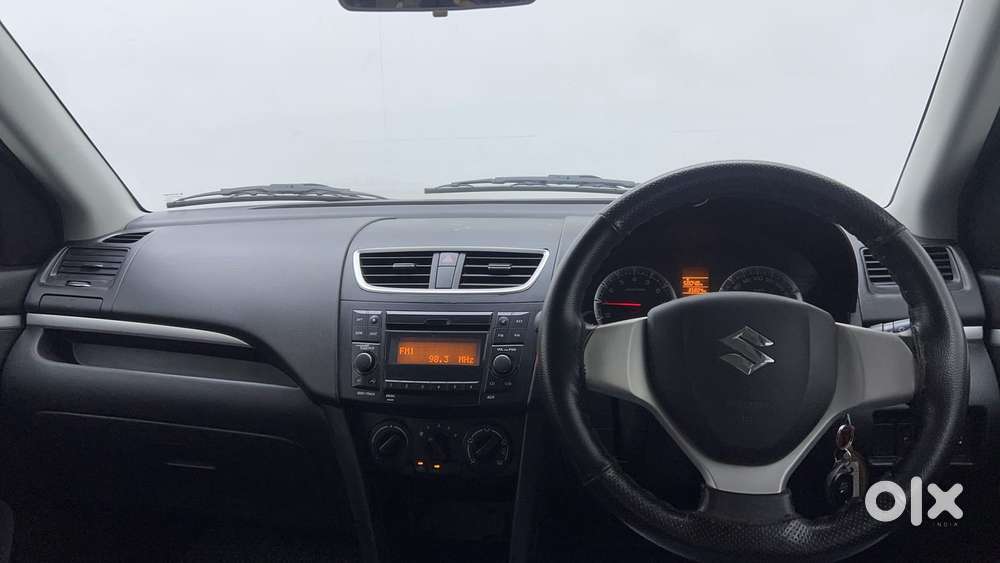 Maruti Suzuki Swift 2018 Vxi, 2017, Petrol