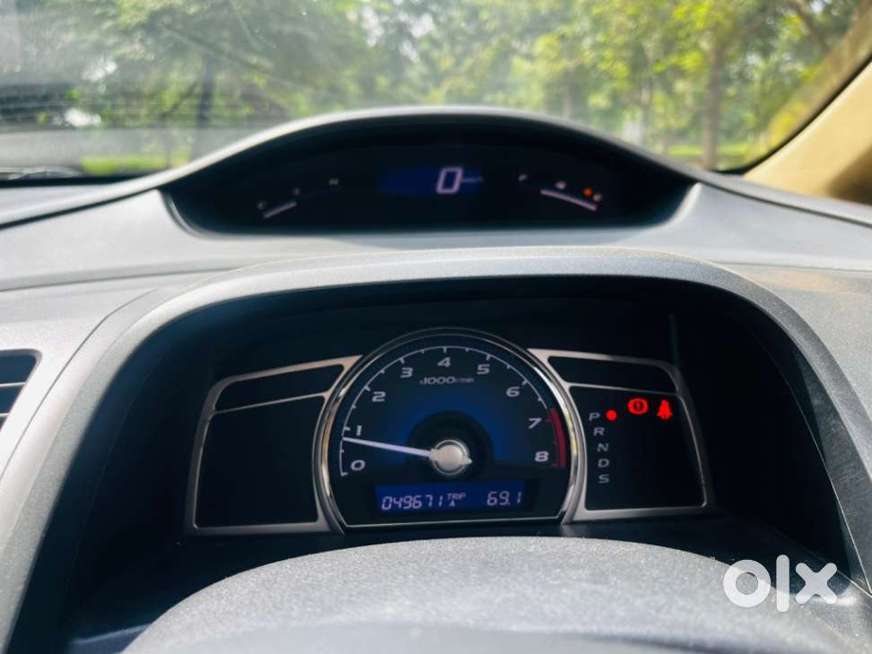 Honda Civic 1.8 V At Sunroof, 2011, Petrol