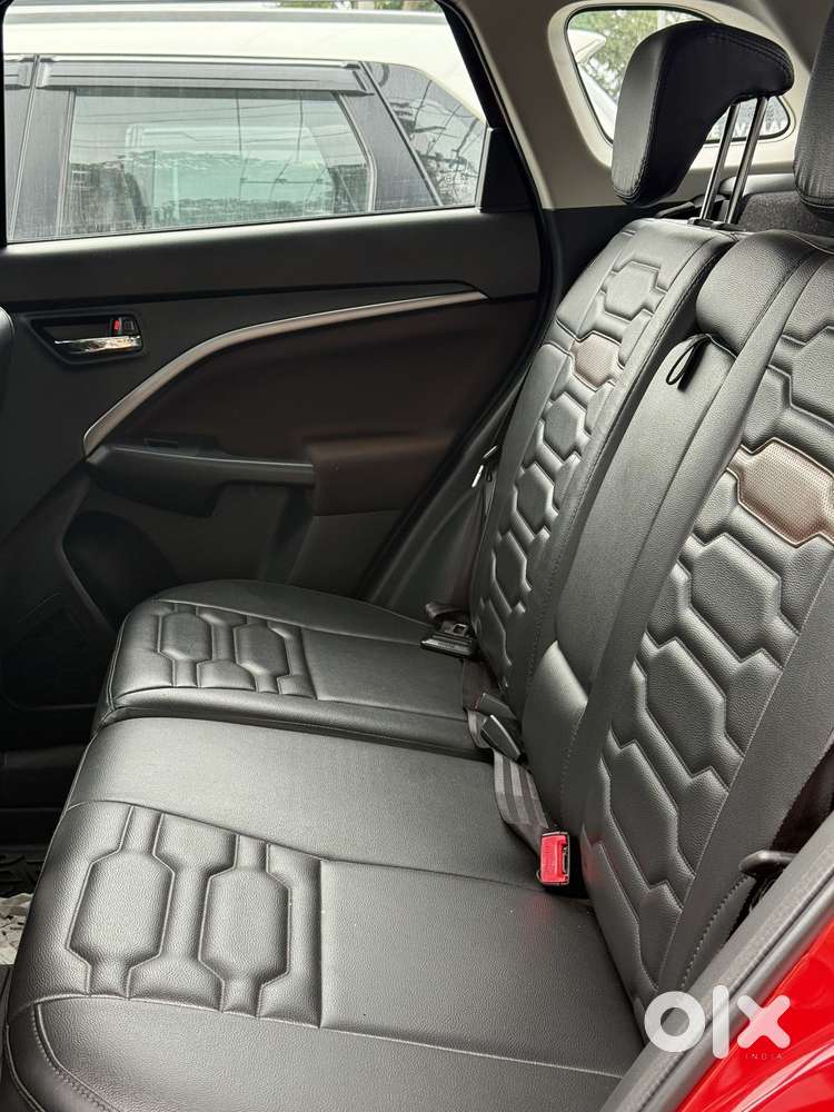 Maruti Suzuki Brezza 1.5 Zxi Plus Smart Hybrid Dual Tone, 2023, Petr..