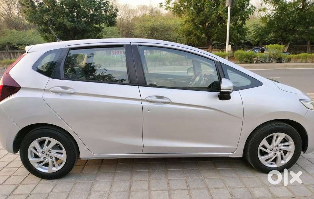 Honda Jazz V Cvt, 2017, Petrol