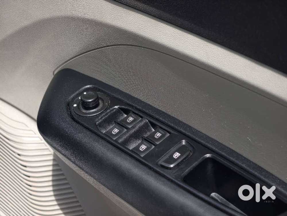Renault Triber Rxt, 2019, Petrol