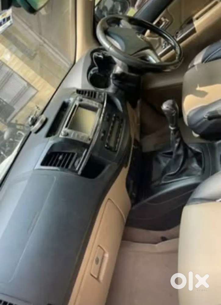 Low Km Driven Toyota Fortuner