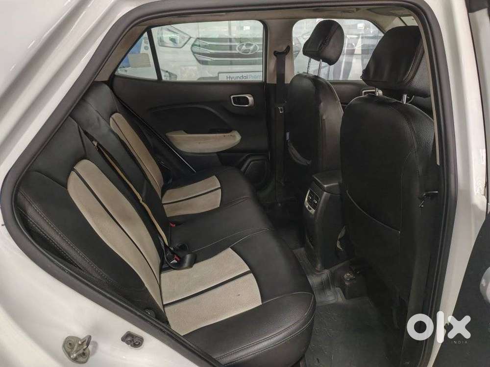 Hyundai Venue Sx Mt, 2022, Petrol