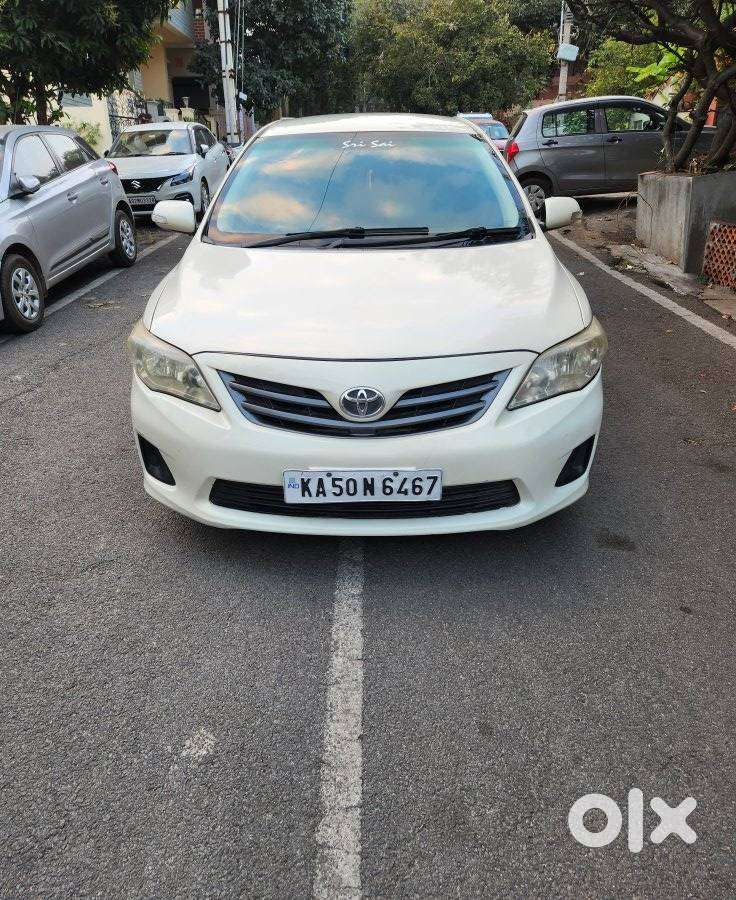 Toyota Corolla Altis 2010-2013 Aero D 4d J, 2012, Diesel