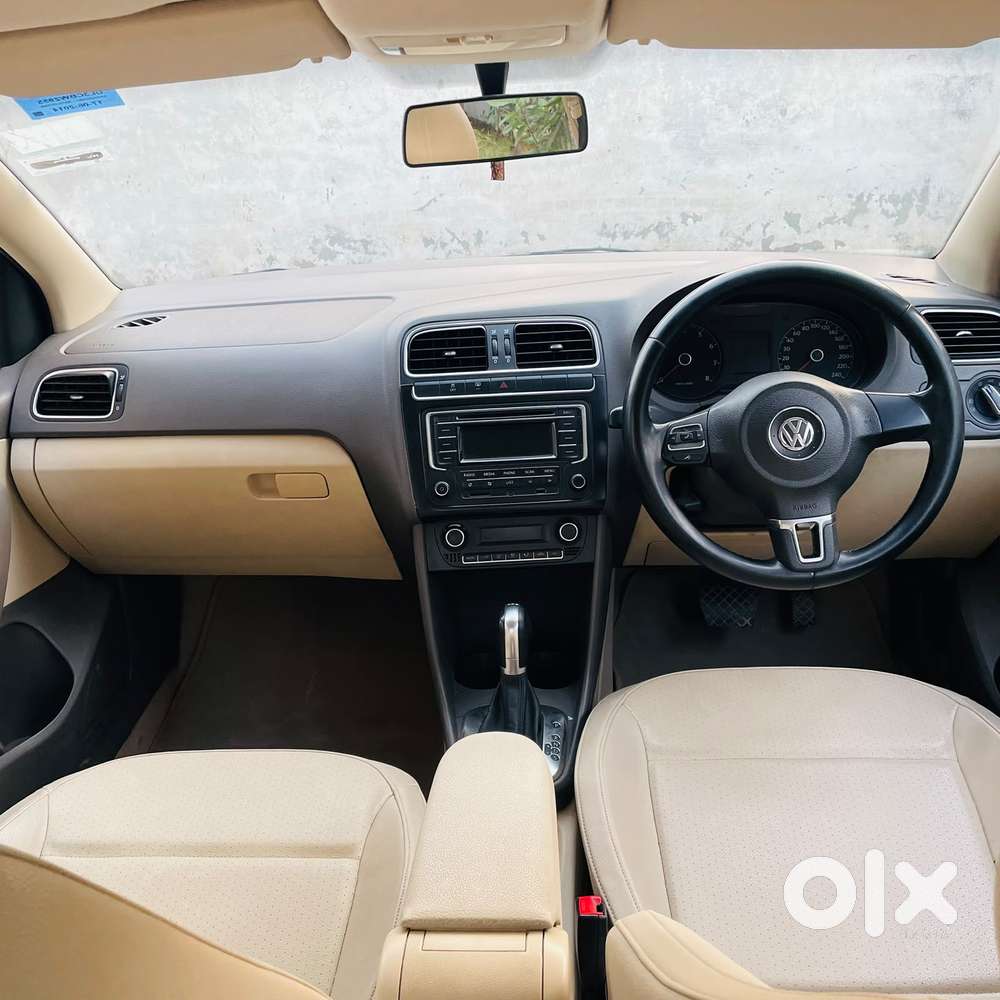 Volkswagen Vento 1.2 Tsi Highline Plus At, 2014, Petrol