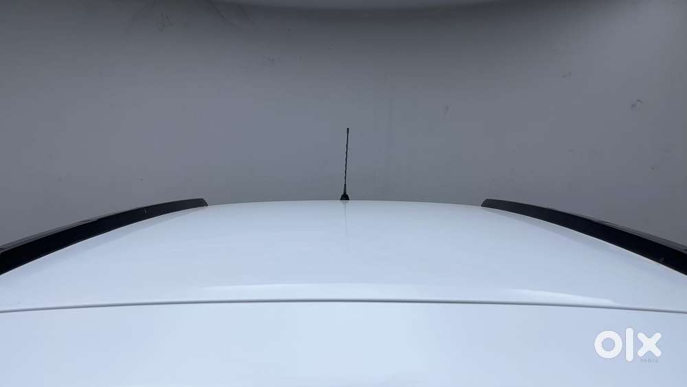 Tata Punch 1.2 Revotron Creative Amt Dual Tone, 2022, Petrol