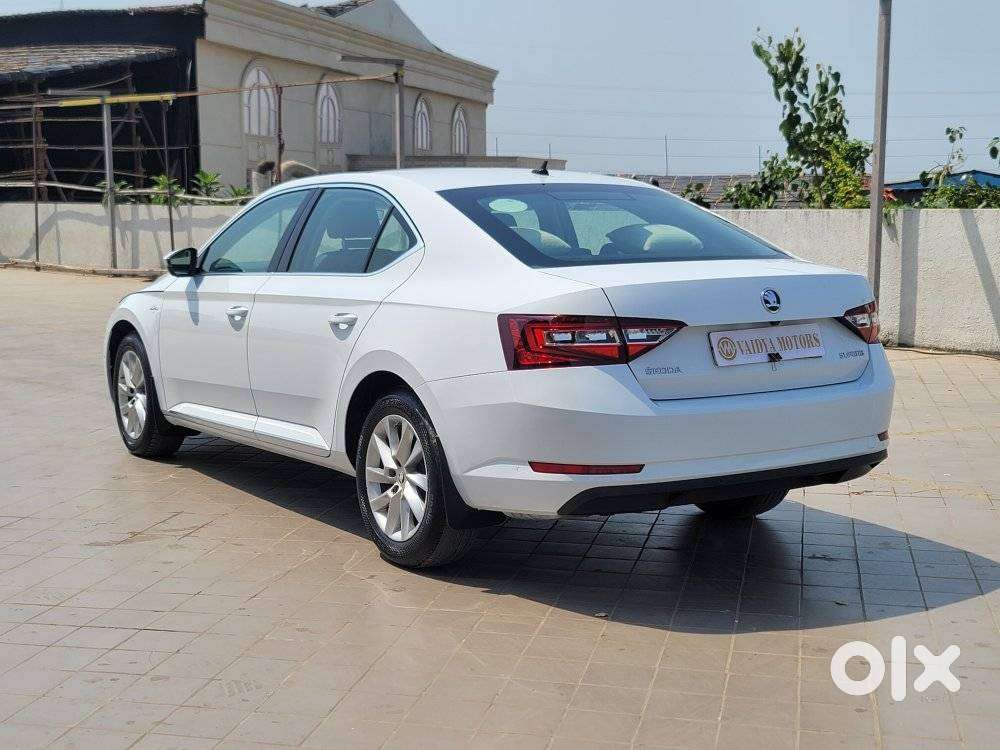 Skoda Superb 2.0 L&k Tsi At, 2019, Petrol