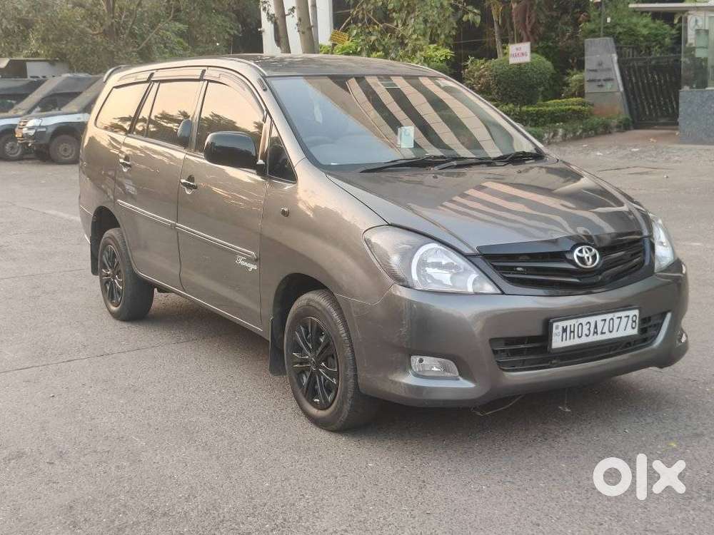 Toyota Innova 2.5 G (diesel) 8 Seater, 2011, Diesel