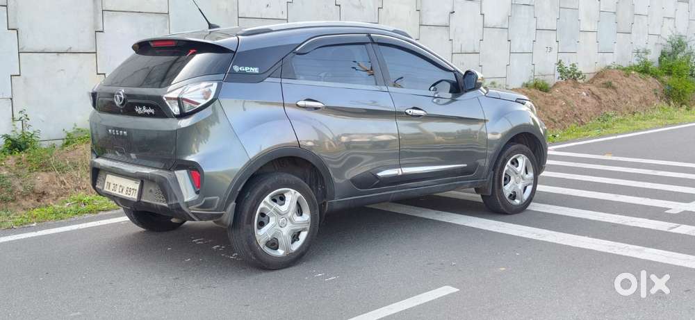Tata Nexon 1.5 Revotorq Xm (s), 2022, Diesel