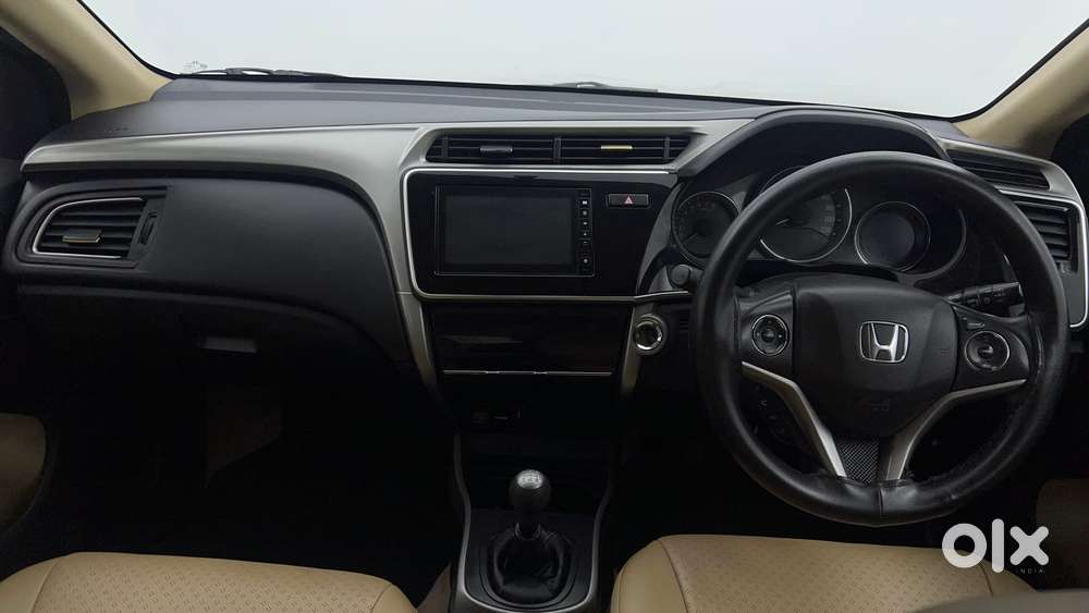 Honda City I-vtec V, 2017, Petrol