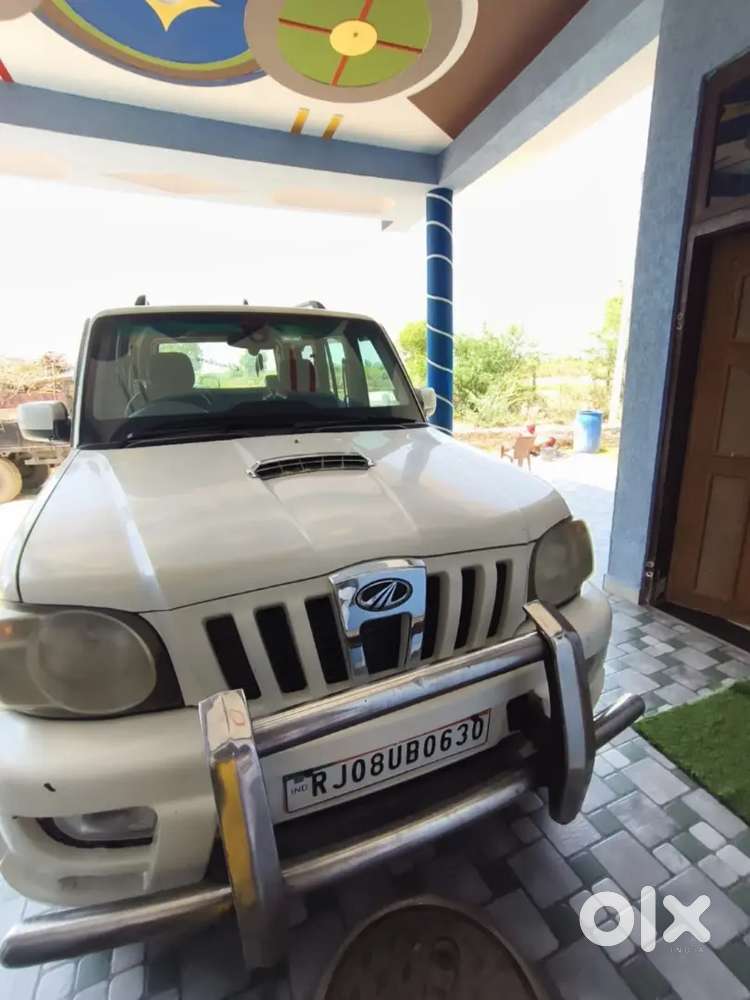 Mahindra Scorpio 2013