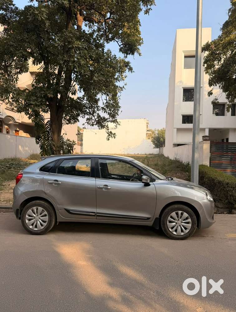 Maruti Suziki Baleno Cvt Silver  Delta Automatic
