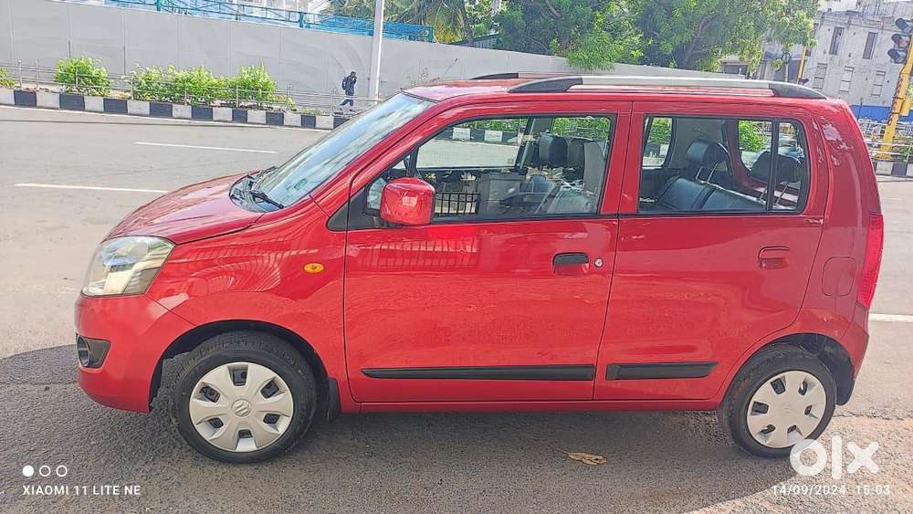Maruti Suzuki Wagon R Amt Vxi, 2017, Petrol