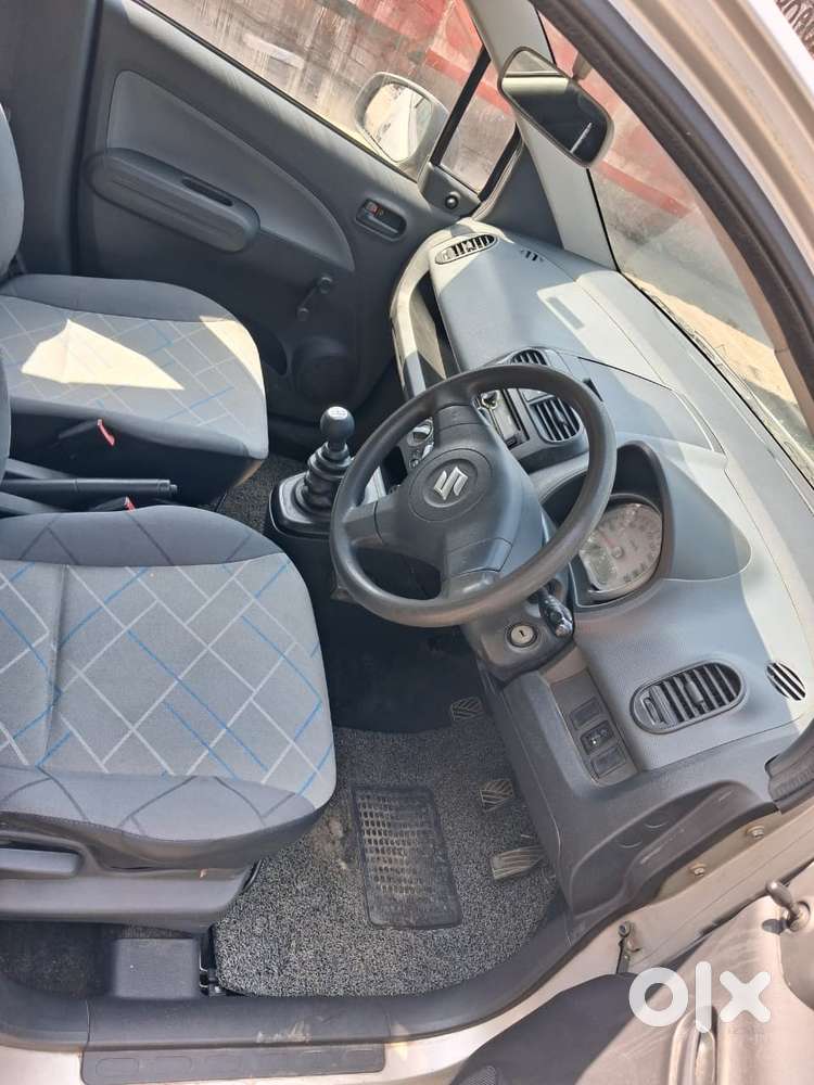 Maruti Suzuki Ritz, 2012, Petrol